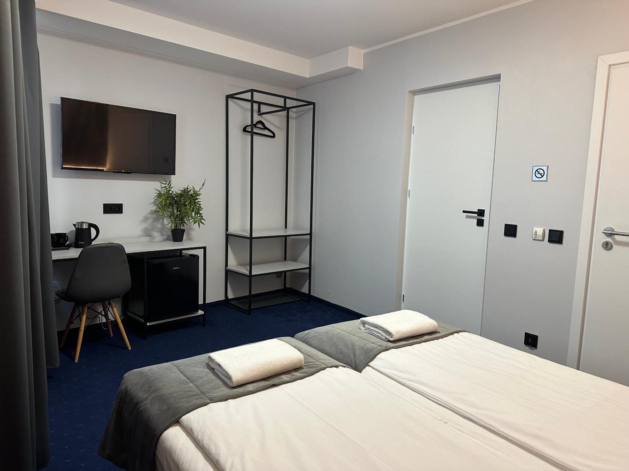 Cube House Aparthotel Krakow Ngoại thất bức ảnh