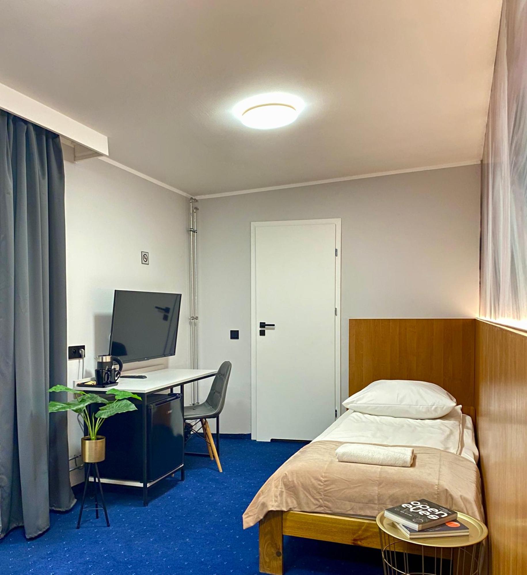 Cube House Aparthotel Krakow Ngoại thất bức ảnh